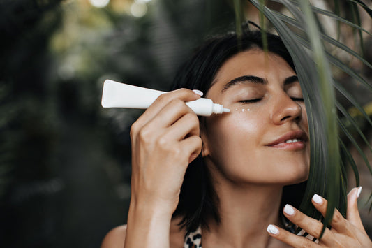 From Heat-Wave Glow to Fireside Radiance — Summer 2025 Beauty Trends and the Looks We’ll Wear into Winter