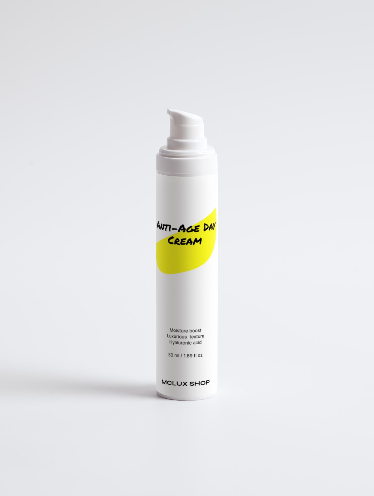 Advanced anti-ageing serum enhancing skin performance for a youthful and radiant complexion