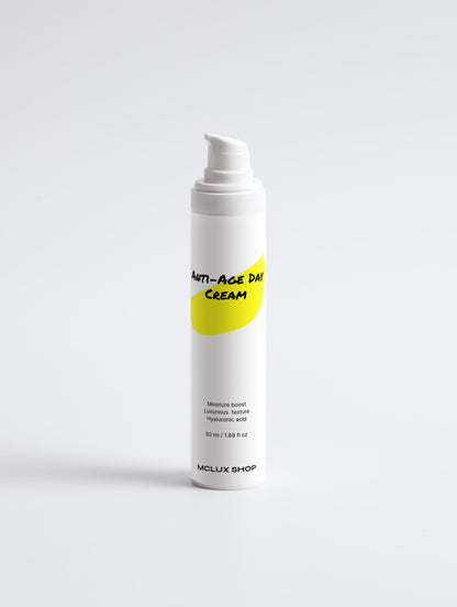Advanced anti-ageing serum enhancing skin performance for a youthful and radiant complexion